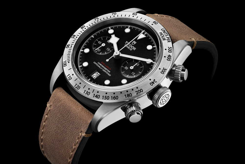 Louis-Vuitton-Tambour-eVolution-gmt-black-watches-4 - Lux Exposé