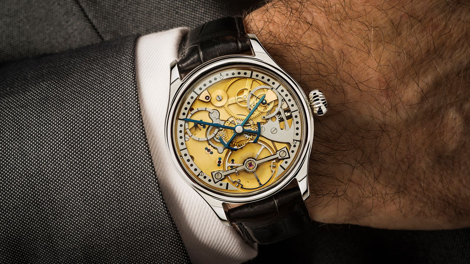 garrick-S1-cuff-1.jpeg