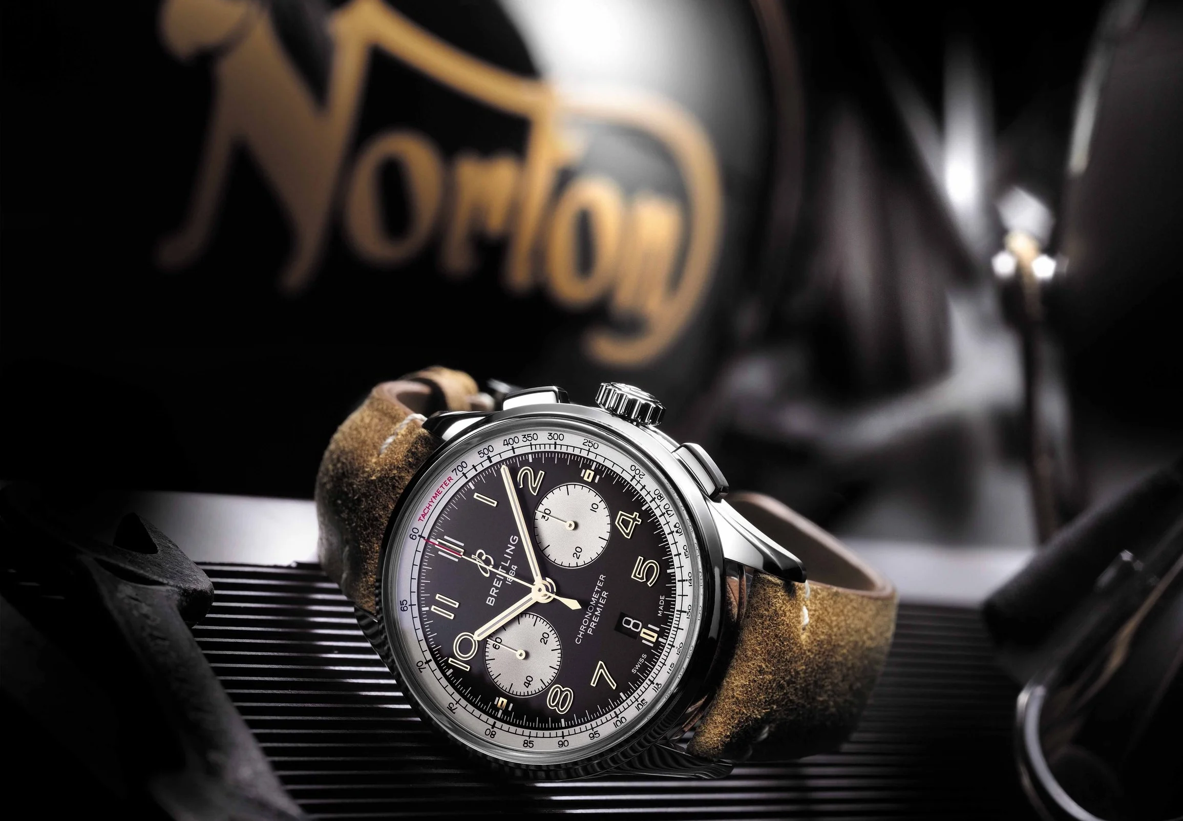 01_premier_b01_chronograph_42_norton_edition_21133_18-03-19.jpg
