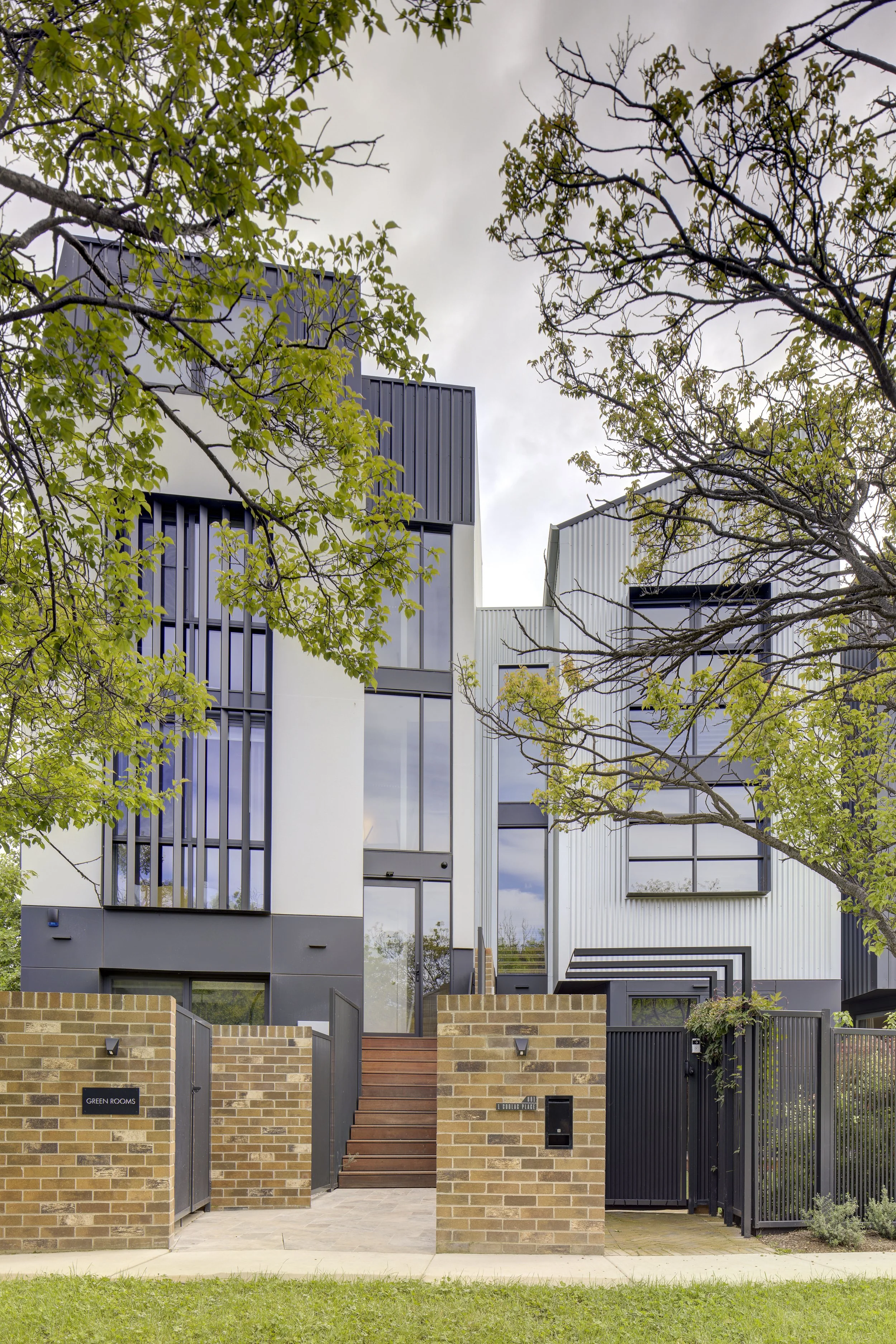 04_10128-resmulti_INDUSTRY_JUDD.studio_Brett Boardman Photography.jpg