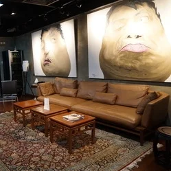 lounge_1.jpg