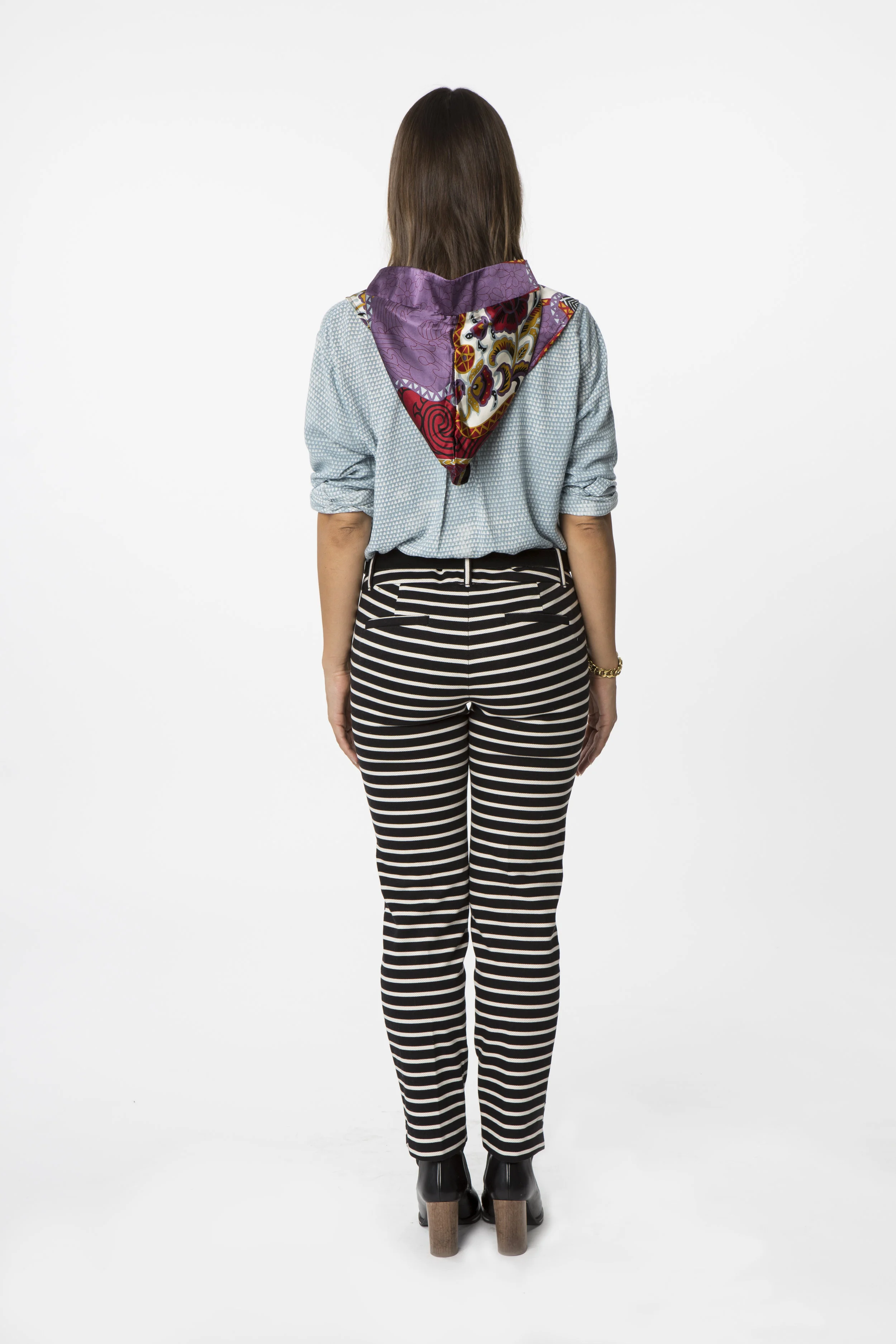 LOOK 25 B.jpg