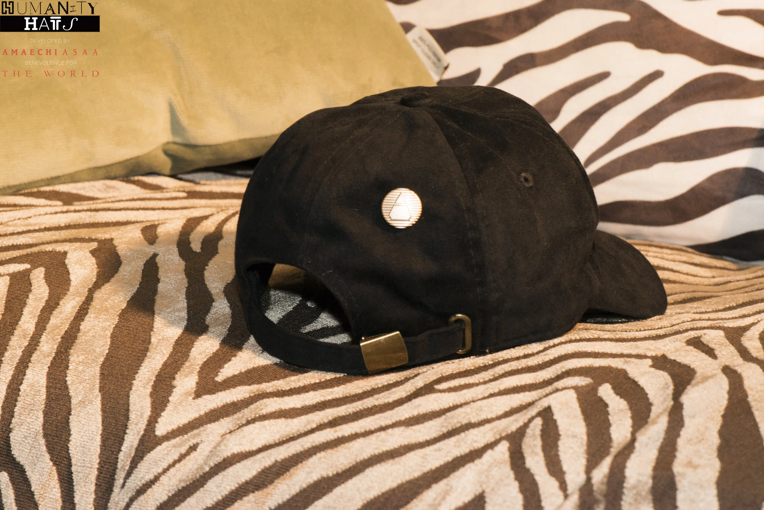 Black_Gold_back.jpg