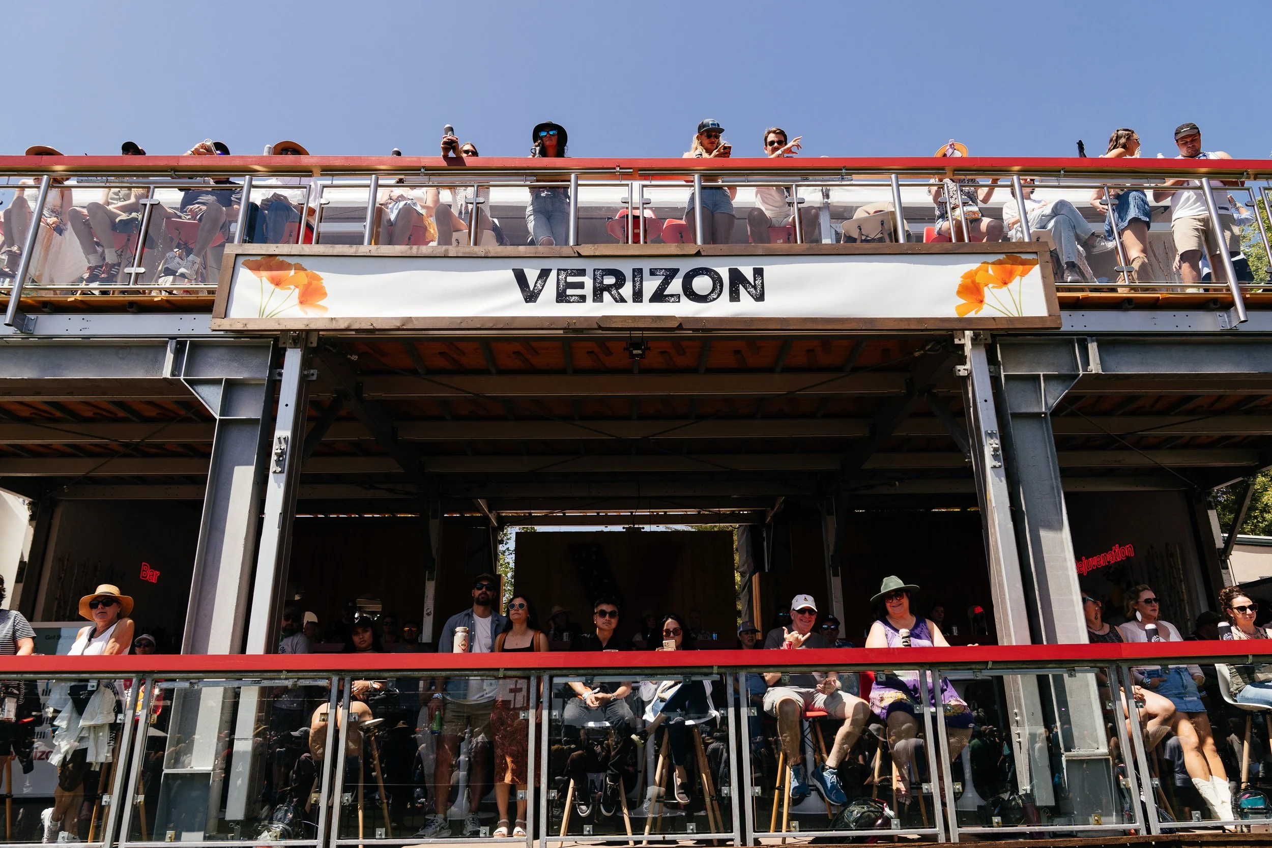 VERIZON - @SEBSEGURA-1.jpg