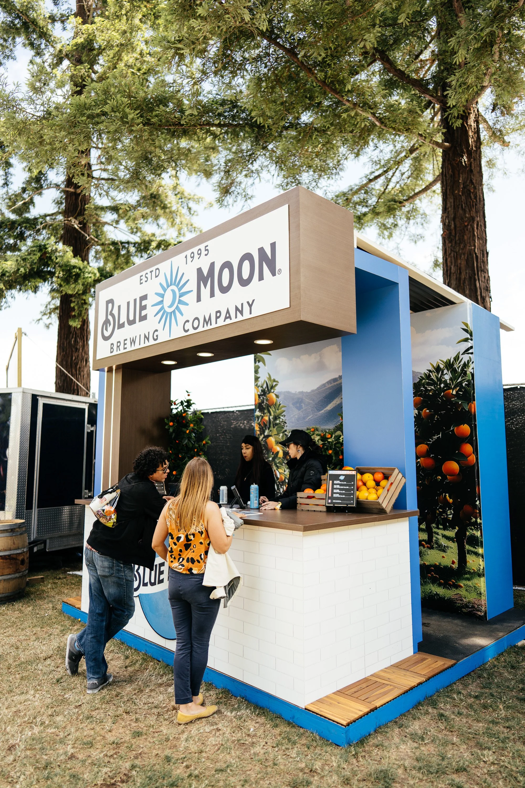 BLUE MOON - @SEBSEGURA-1.jpg