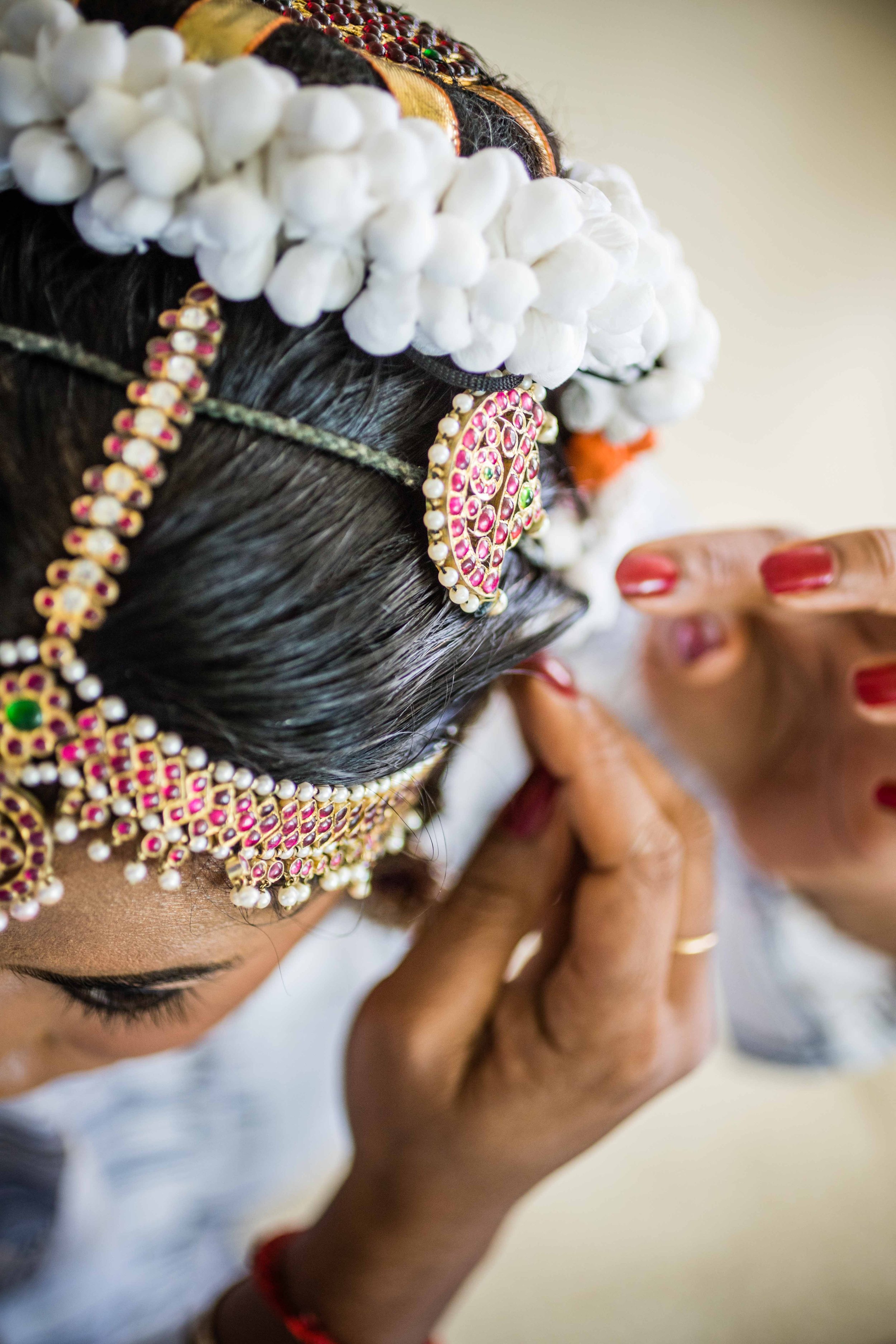  Préparatifs pour le Bharata Natyam - Ile Maurice 