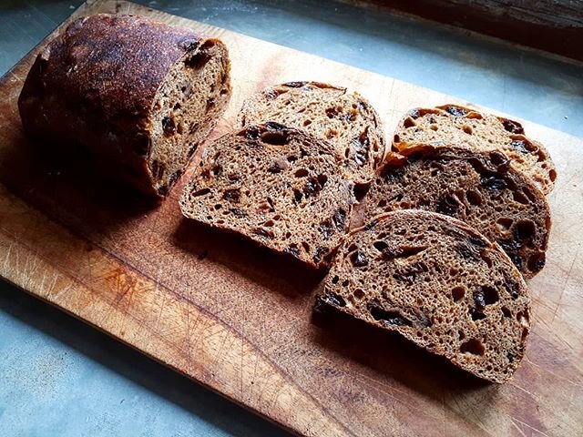 It's not going to butter itself, people.

Our Saturday Special: Raisin Cinnamon Treacle Sourdough. 
#colombofood #colombo #sourdough #levain