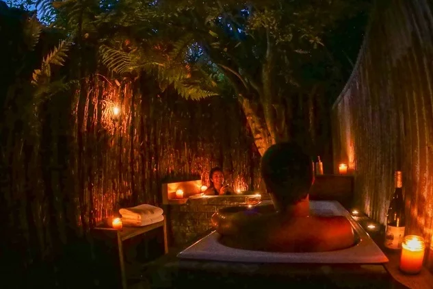 Herbal+Bath+Tea+Outdoor+Bath+Package+-+Pre-poured+with+wine%2C+chocolate+%26+more+-+Eco+Villa