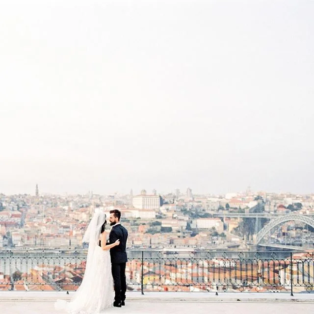 Sometimes we are so caught up with the pace of life that we miss out on the moments to just pause and take in your surroundings or to just spend some quiet uninterrupted time with your special someone. ⠀⠀⠀⠀⠀⠀⠀⠀⠀
Look up from your work or whatever you