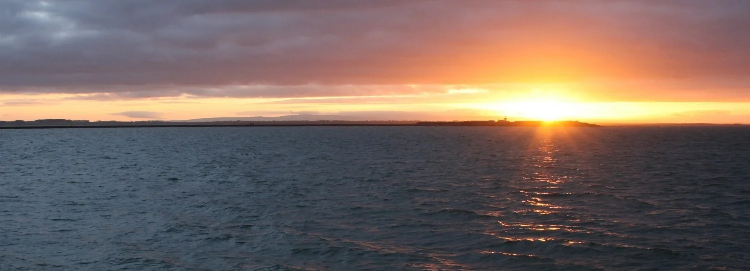 Galway_Bay_Sunrise.JPG