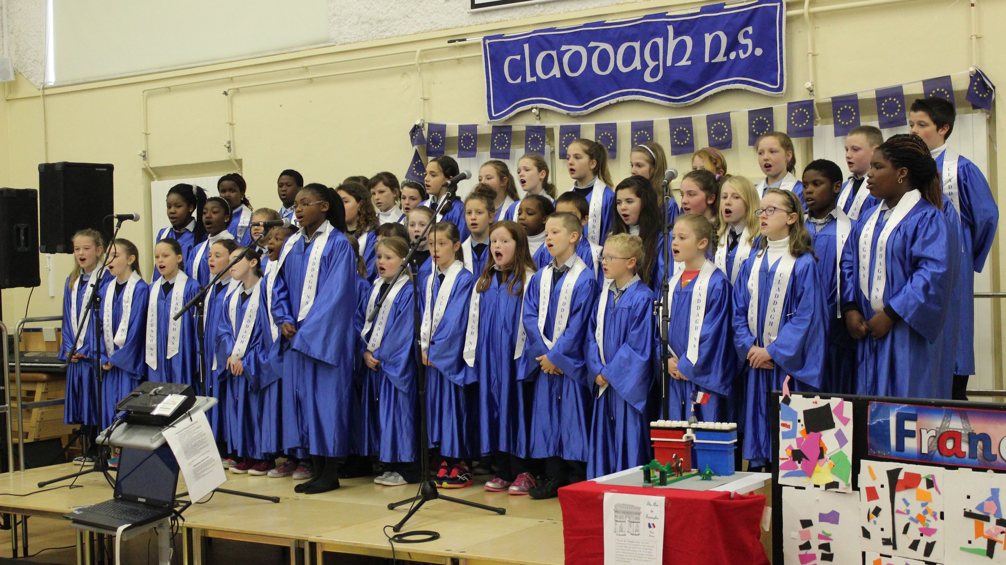 Choir-Comenius-Oct-14.JPG