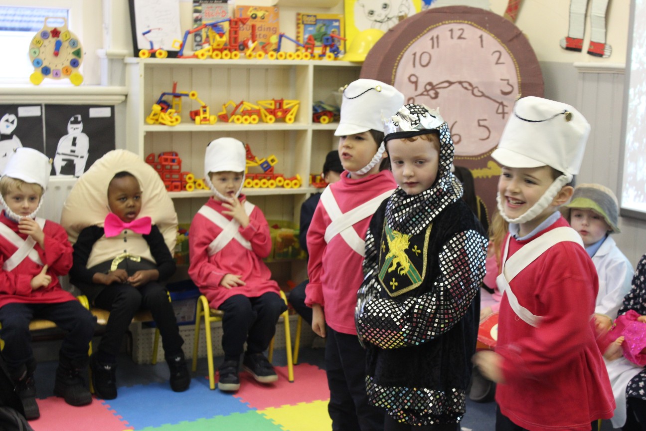 Junior Infants Claddagh Christmas Show Ms Ledwith#3.JPG