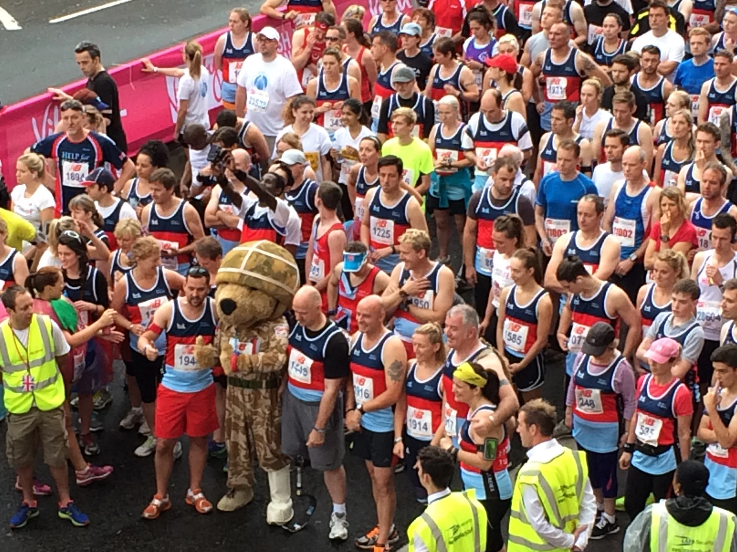 Start of the London 10K with Help for Heroes Hero Bear on the start line_3.jpg