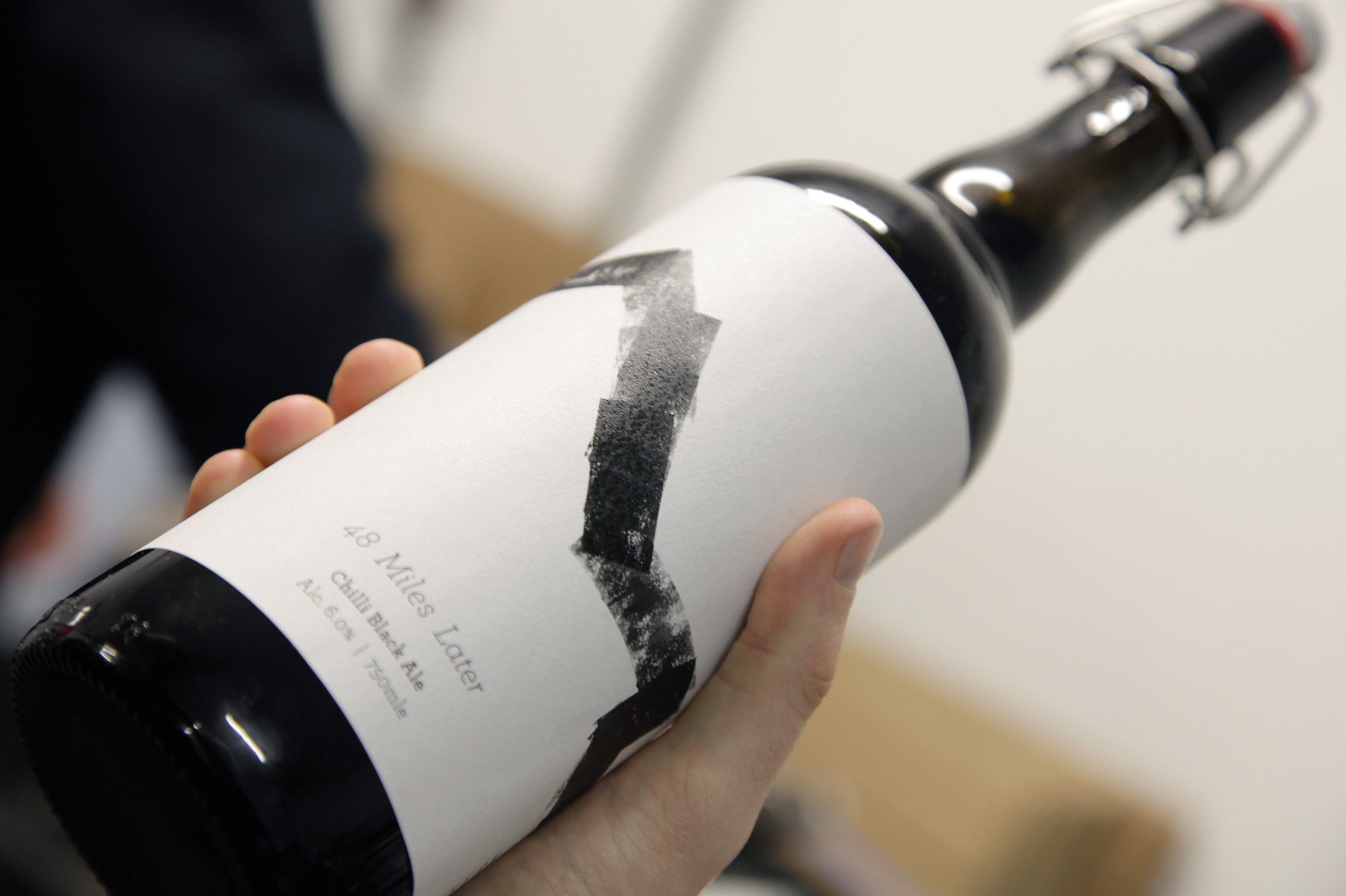 48 Miles Later is a collaboration brew between Fyne Ales and Brewdog, all in the spirit of Brewdog’s recent #Collabfest. The result is a unique Smoked Chilli Black Ale named '48 Miles Later', relating to the distance between the Brewdog bar and the Fyne Ales brewery.