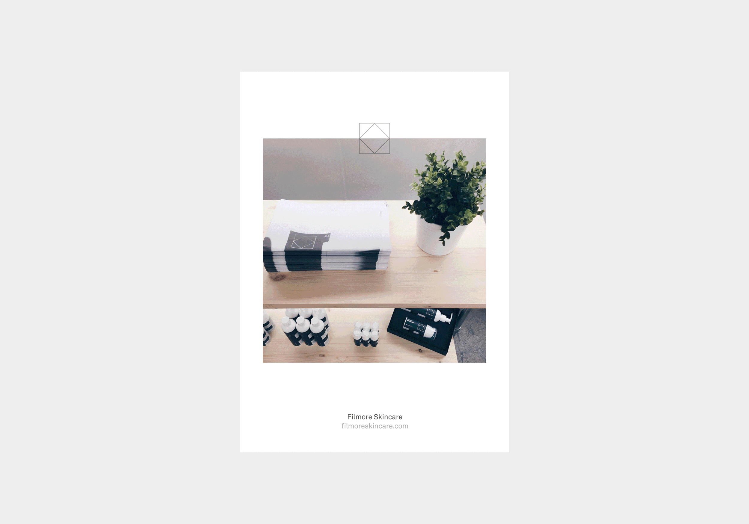 Filmore-Press-Pack-Light-Grey.gif