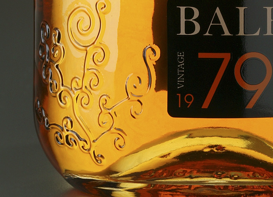 Our solution was inspired by the 4,000 year old Pictish symbol standing stone, Clach Biorach, which overlooks the distillery. We provided a bespoke bottle design specification, as well as full range packaging.