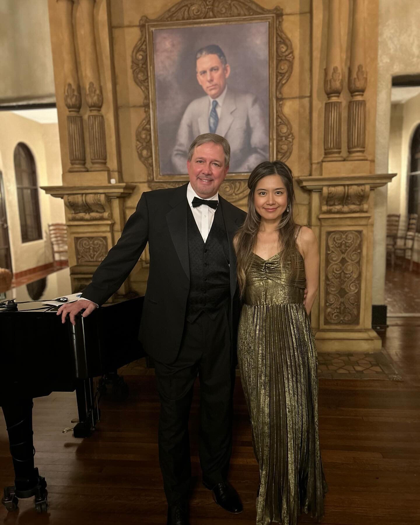 What a thrilling day performing at Howey Mansion Music Series with Tony Offerle!!