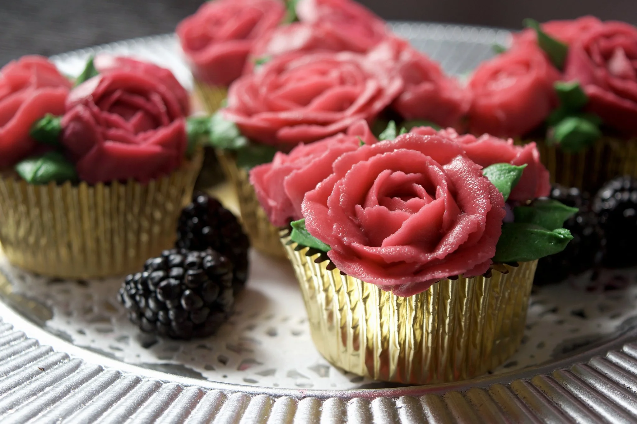 Custom Red Rose cupcakes