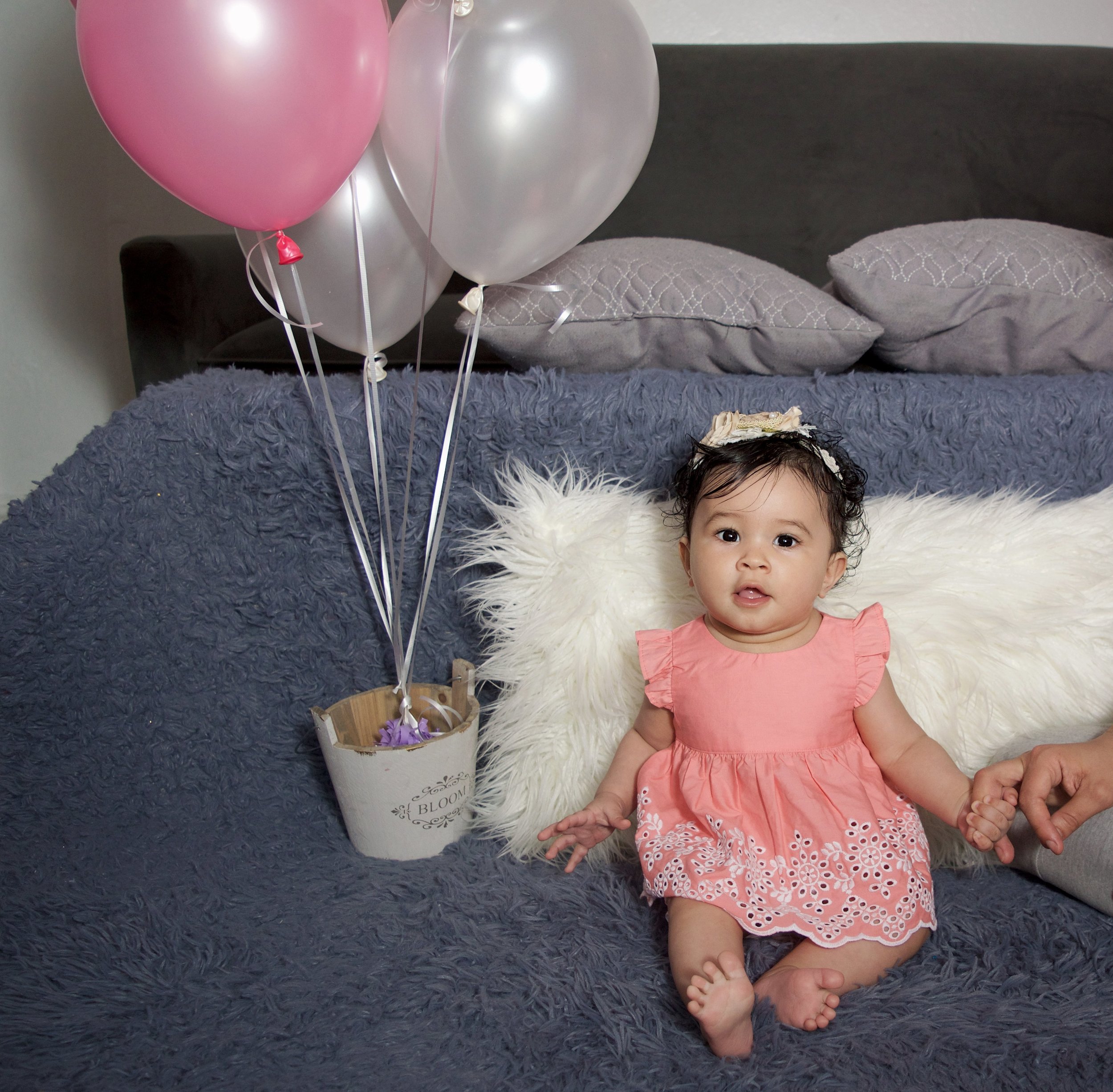 Baby girl portrait, New York, Custom Balloons