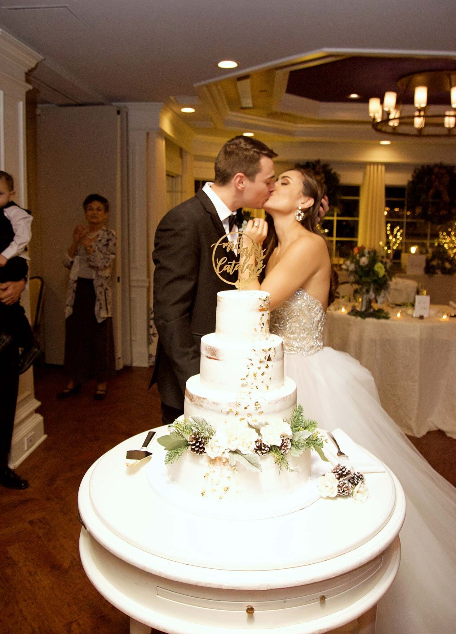  cake cutting, Catholic Wedding Photographer, Old Saybrook Point Inn, Connecticut photographer 