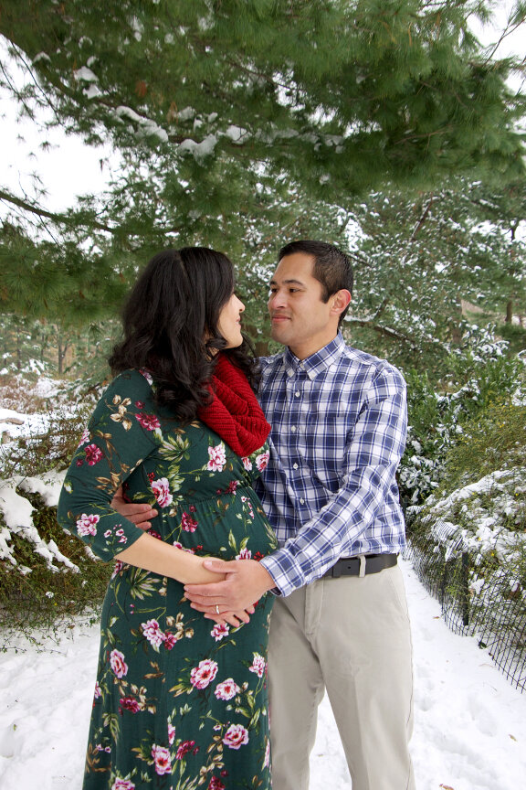  Winter Maternity photography, Central Park New York, Catholic Photographer 