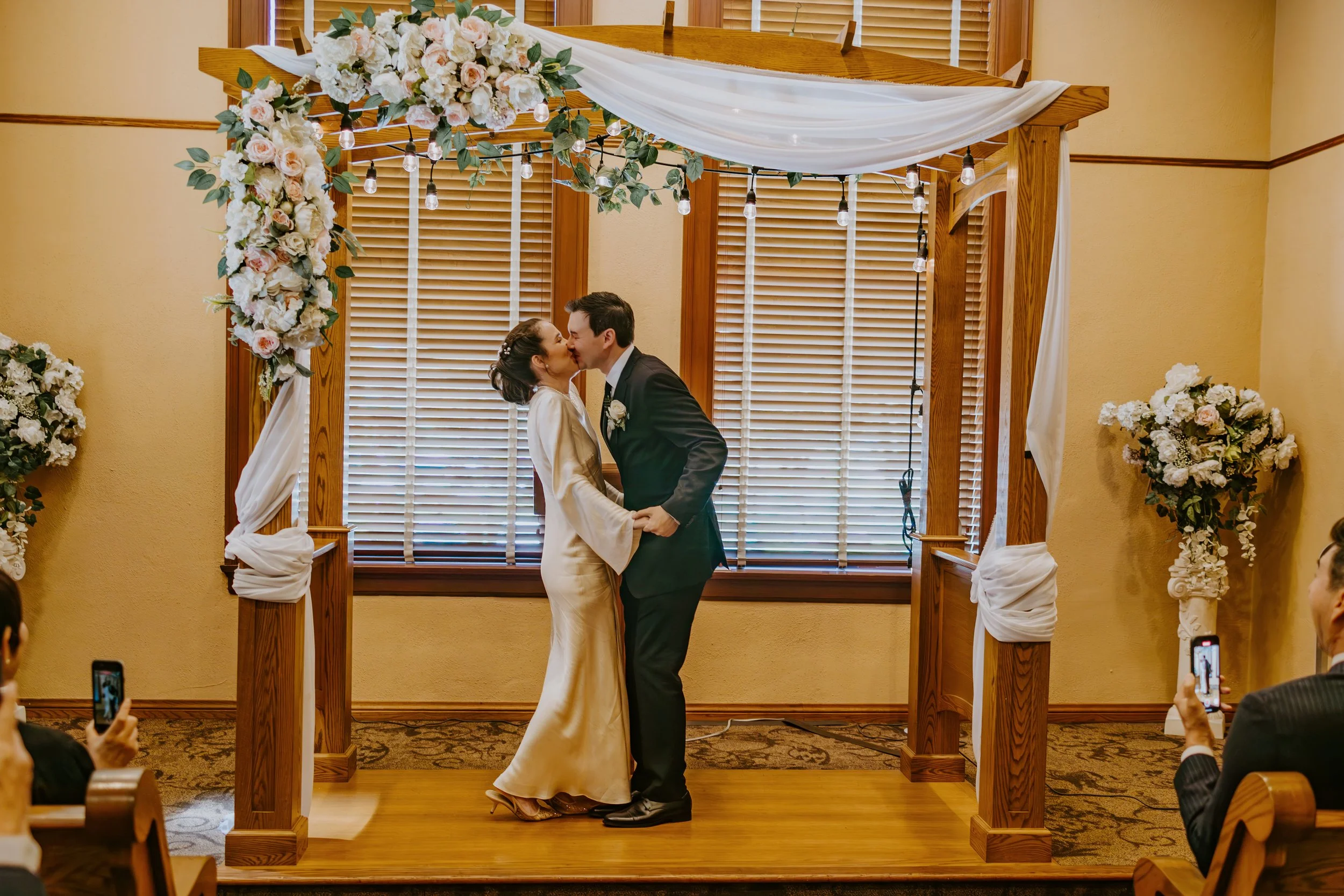 wishingyouhappiness.weddings-84.jpg