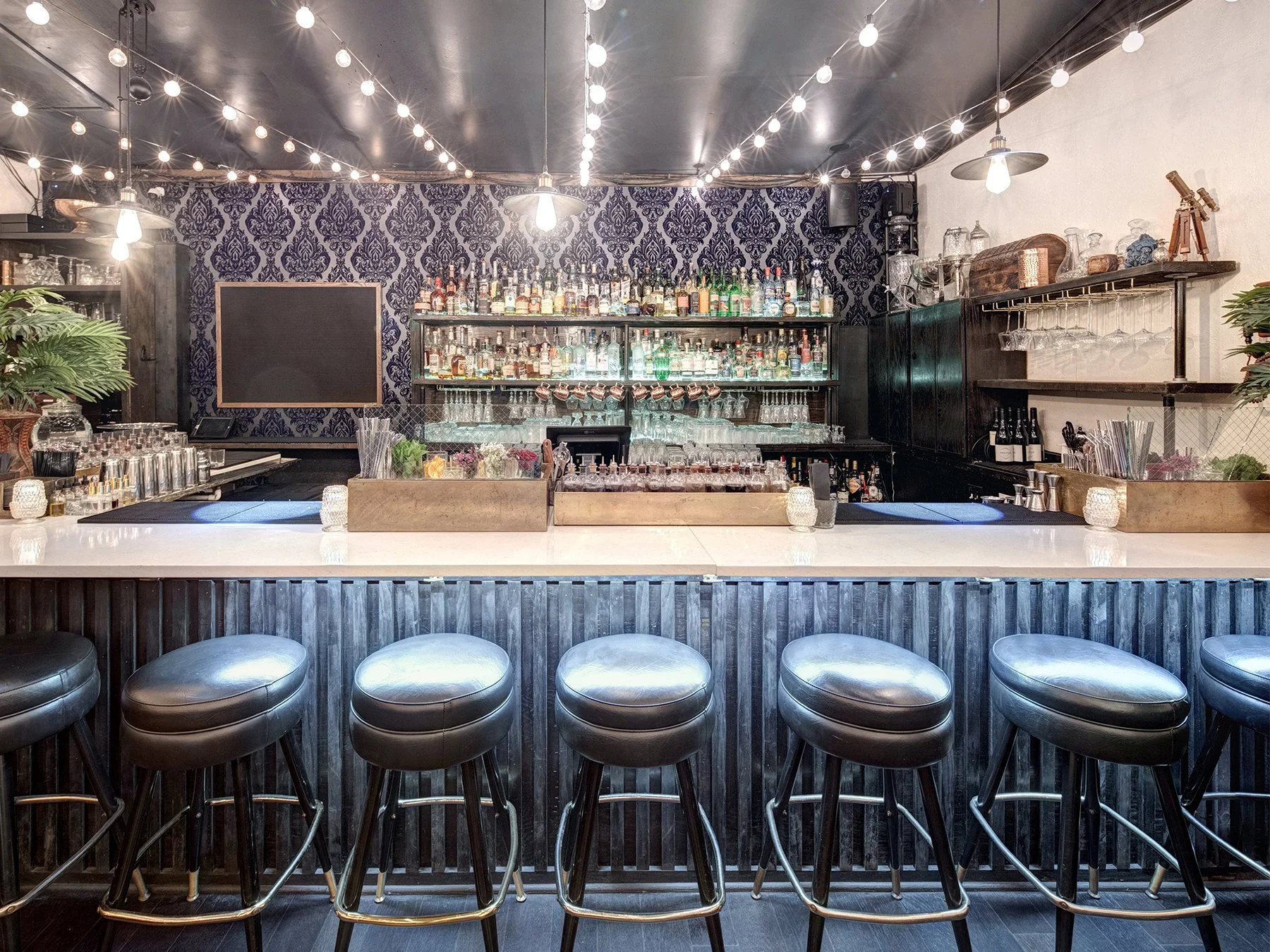 RR Mezzanine Bar #2.jpg
