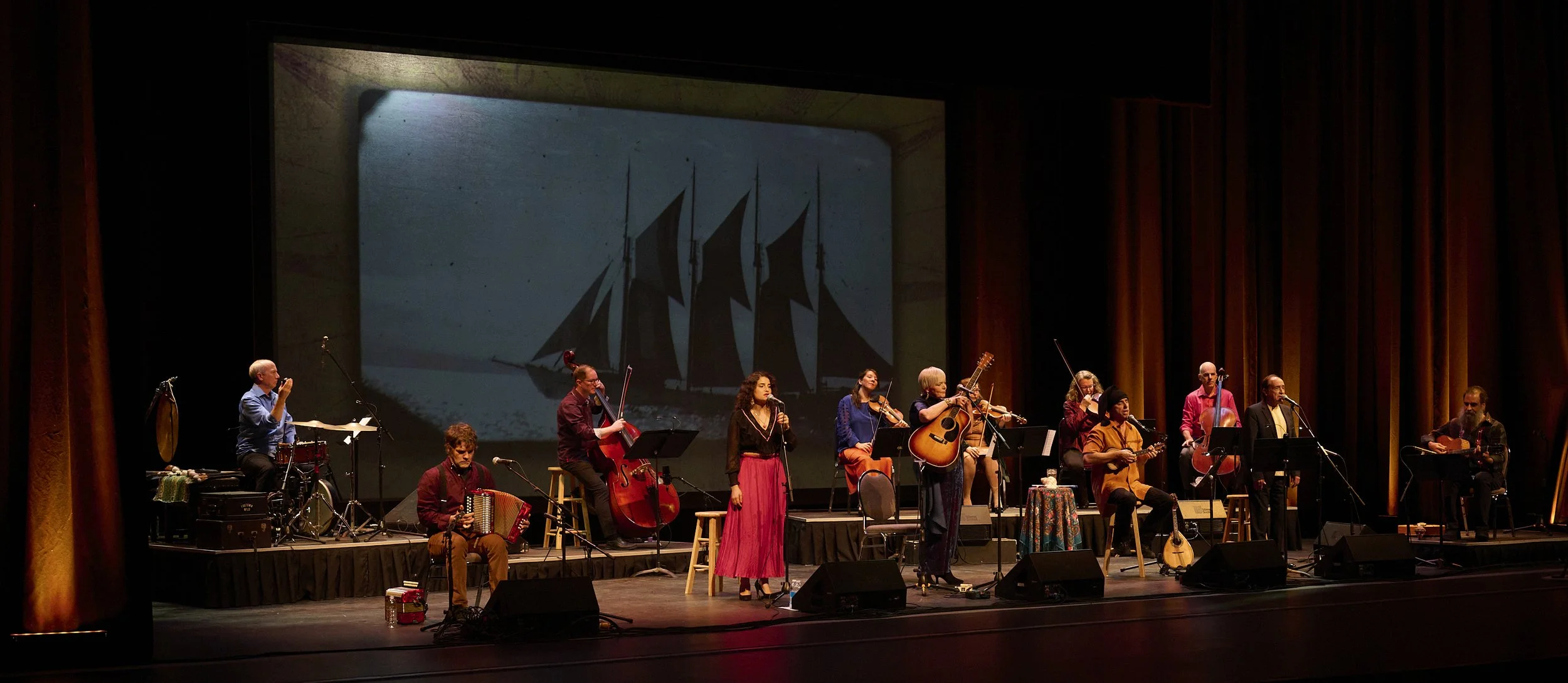 Social Media MDZ_9766.jpg