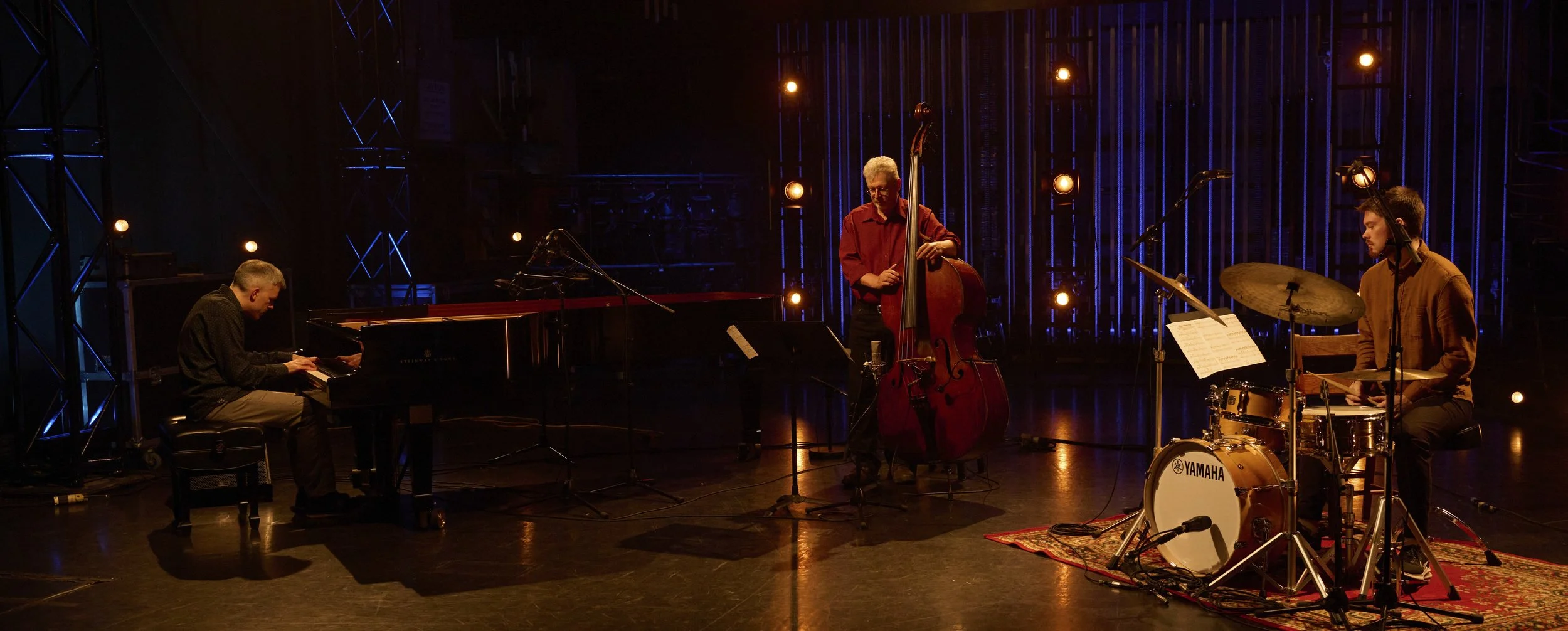 DSC_9750__ med rez.jpg