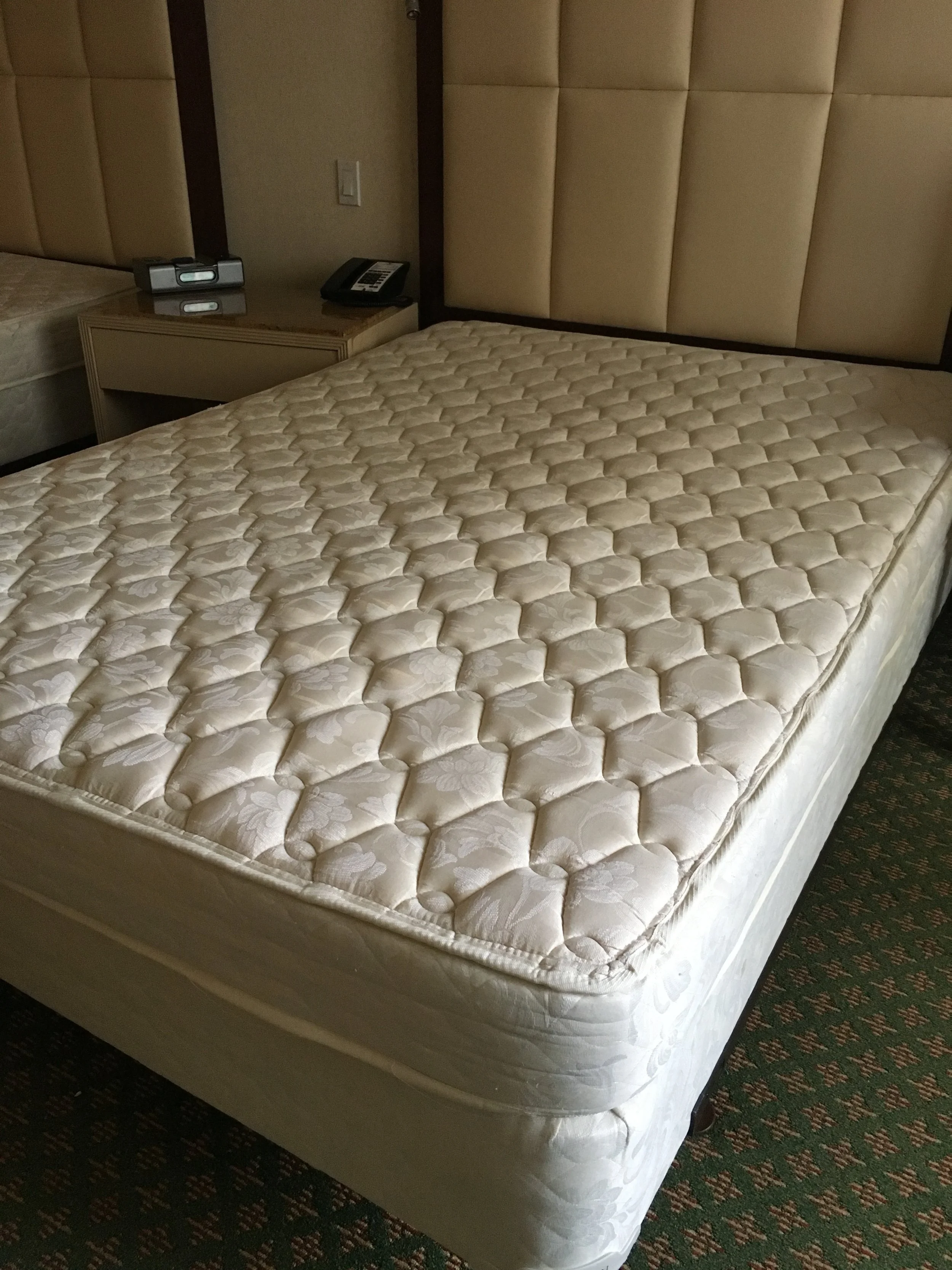 JW Std Full Size Mattress and Box Spring Set