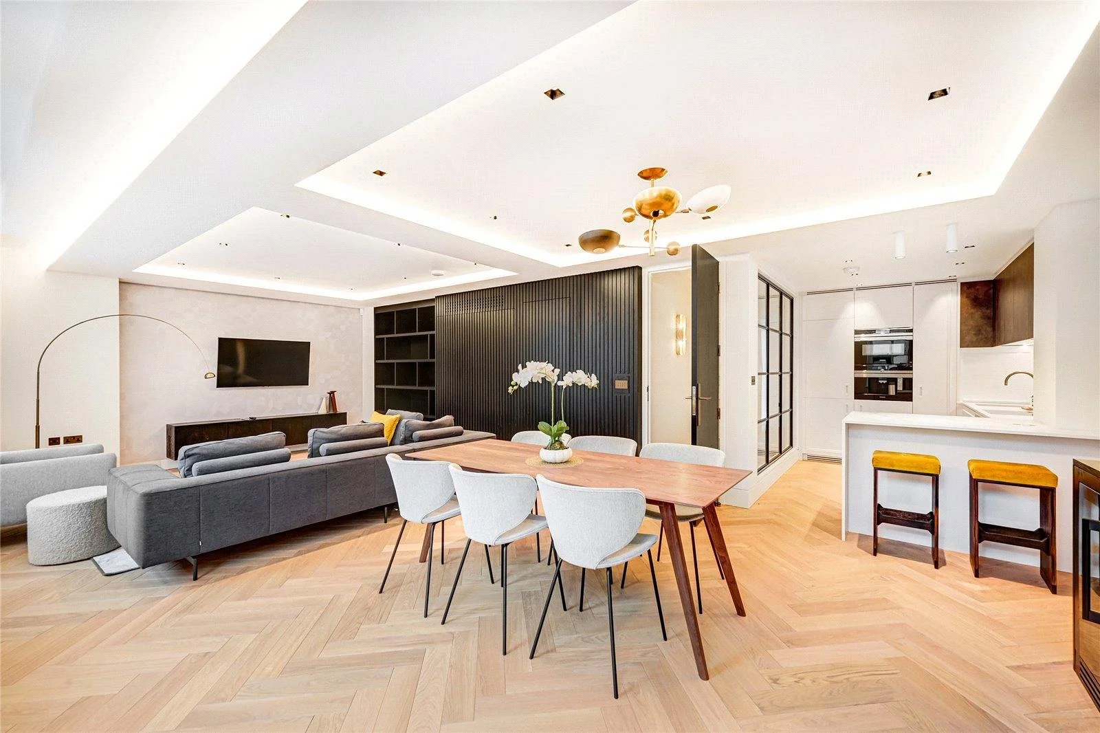 architects + interiors