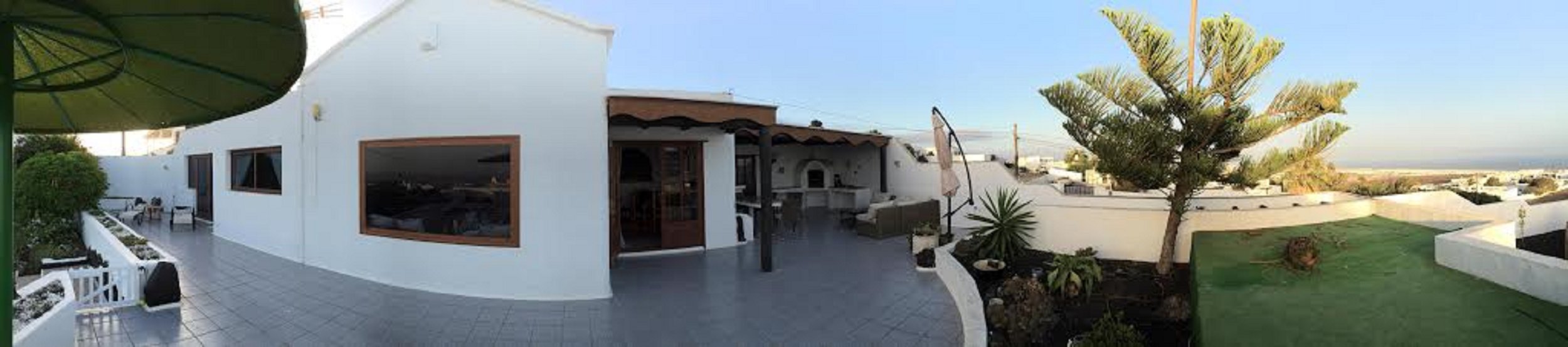 Villa panorama 1.jpg