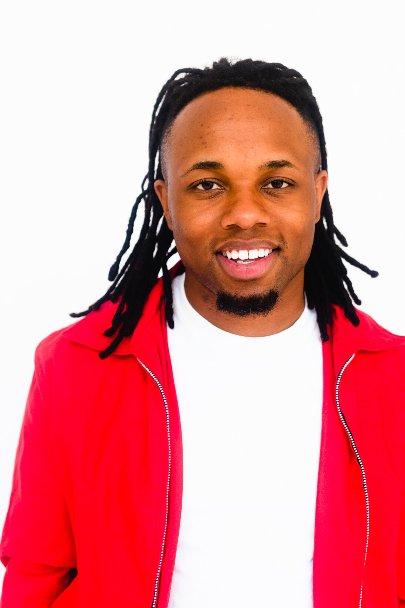JL-headshot-5876.jpg