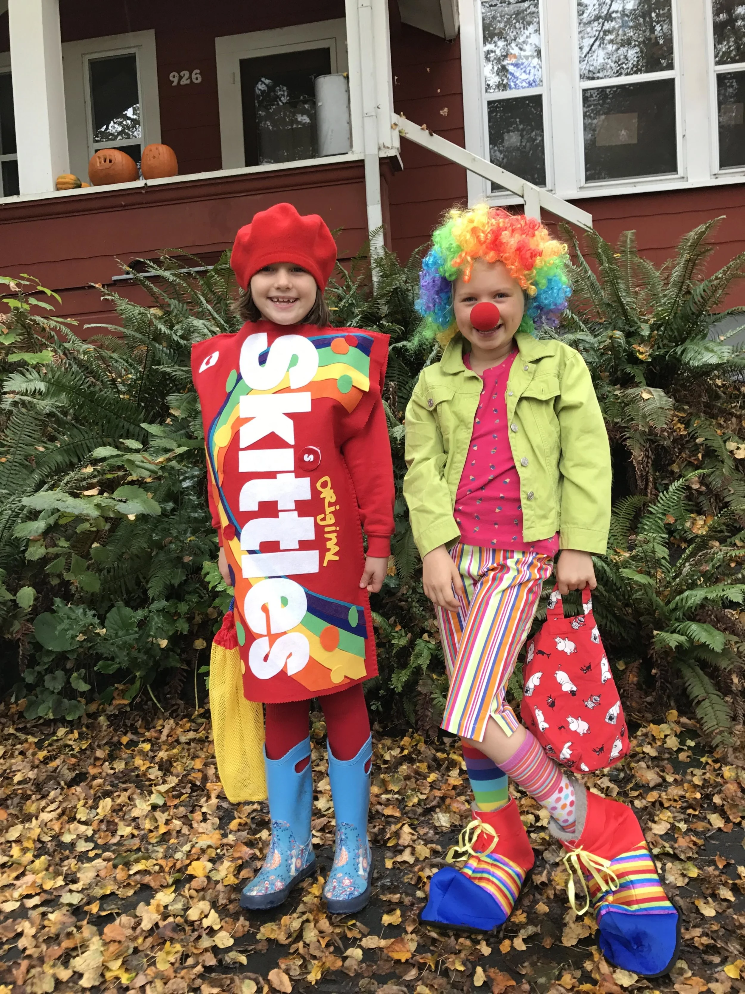 Photo by Jenelle Isaacson featuring her daughters Siiri and Tuula in their Halloween costumes