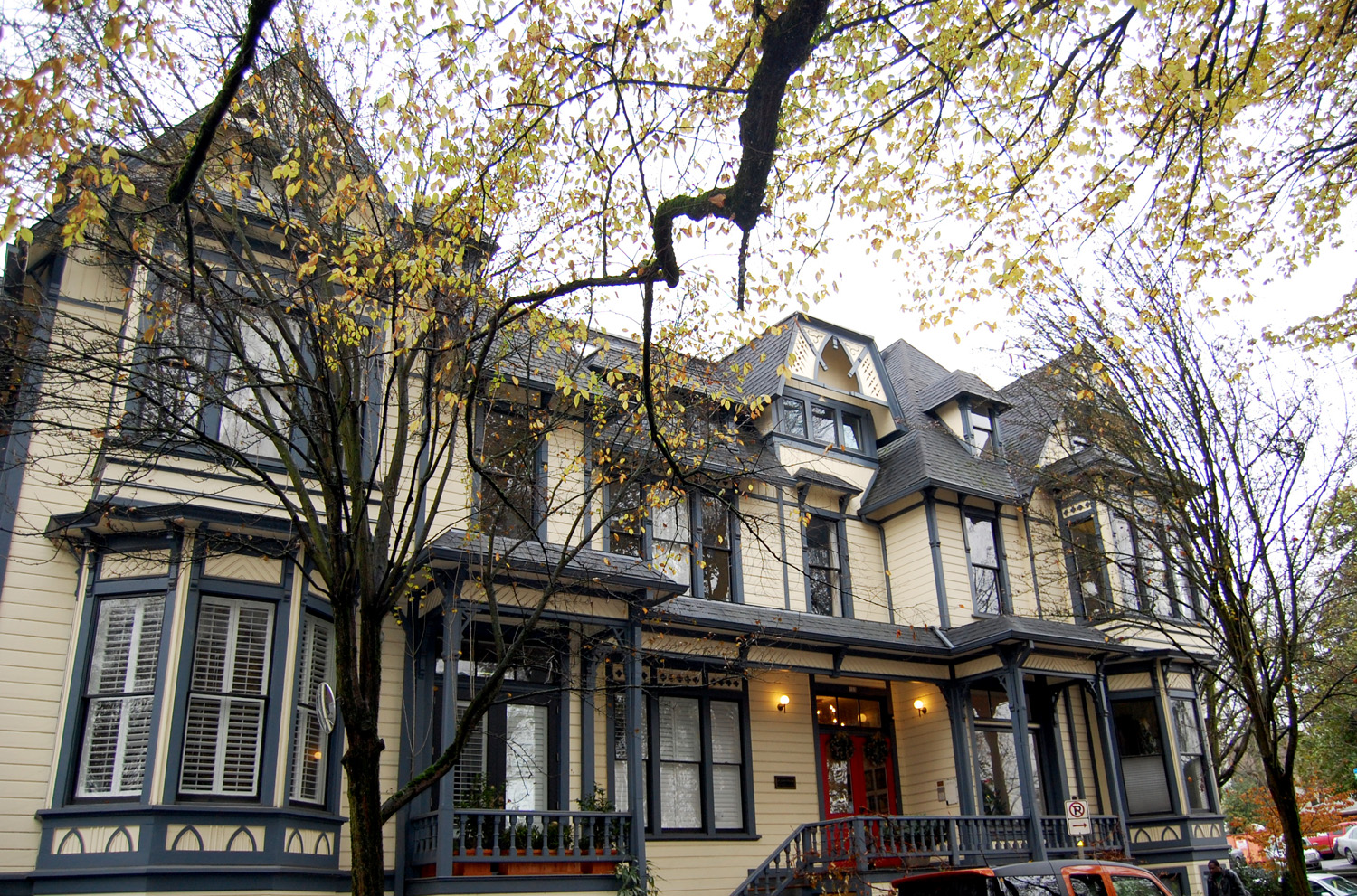NW apartment.jpg