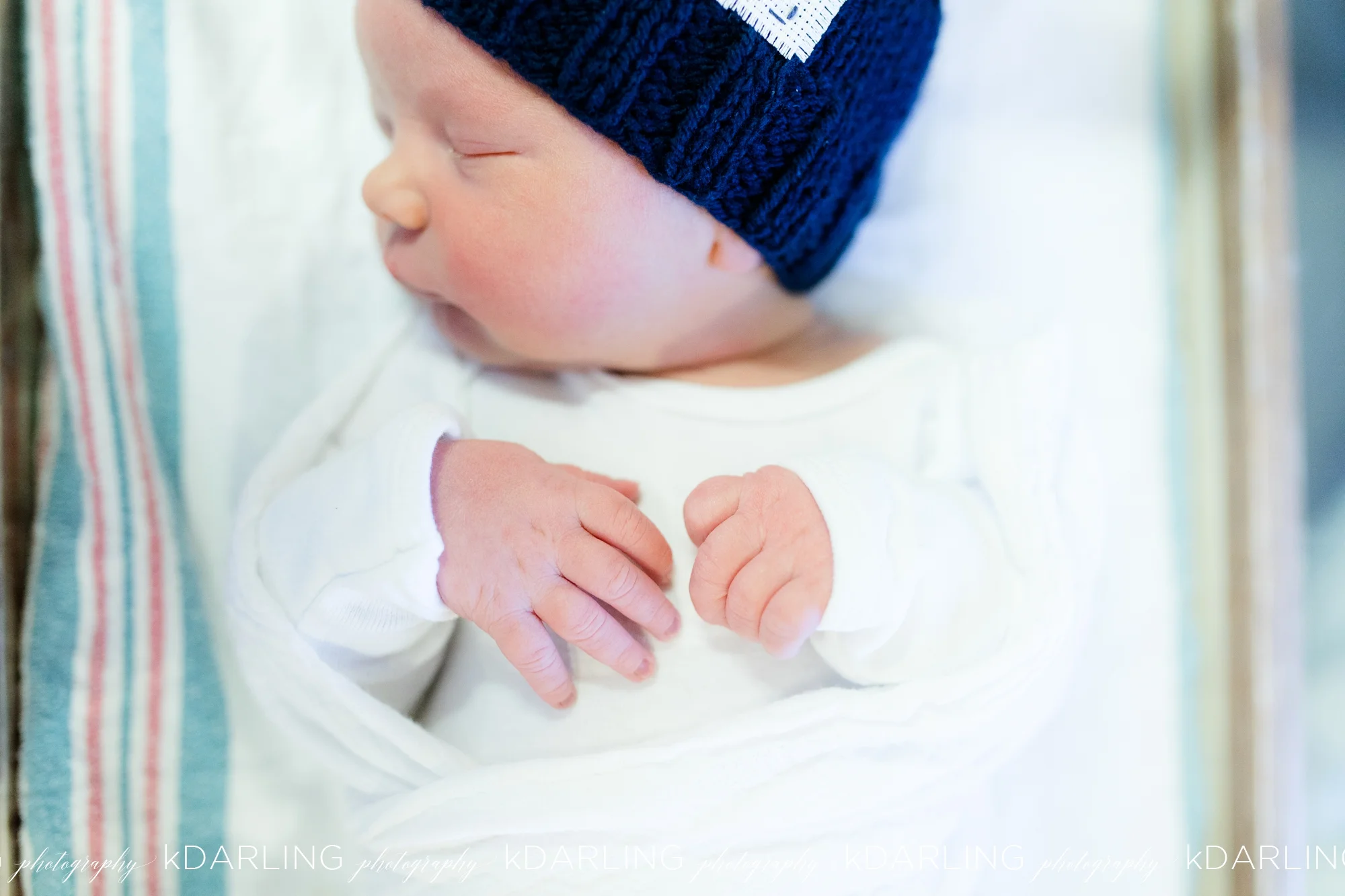 Carle-Hospital-Newborn-Champaign-County-IL-Blessed-Beginning-Hospital-Photo-Session-Fresh-48_1885.jpg