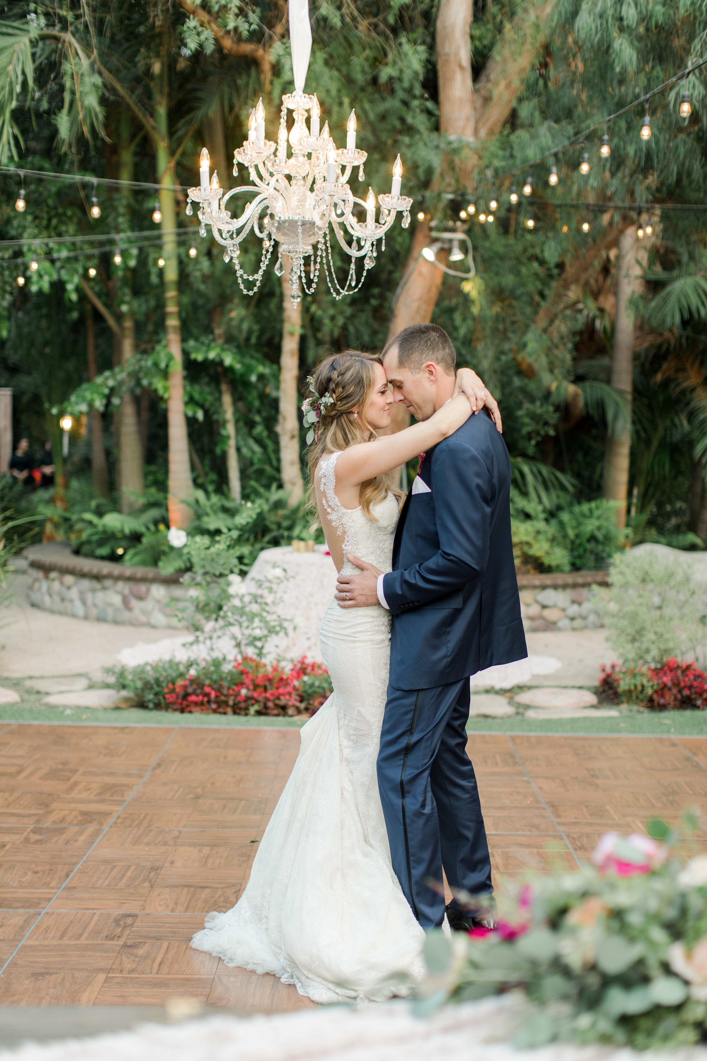 JennyQuicksallPhotography_www.jennyquicksall.com_WestlakeVillageInn_HartleyBotanicaWedding_-1056.jpg
