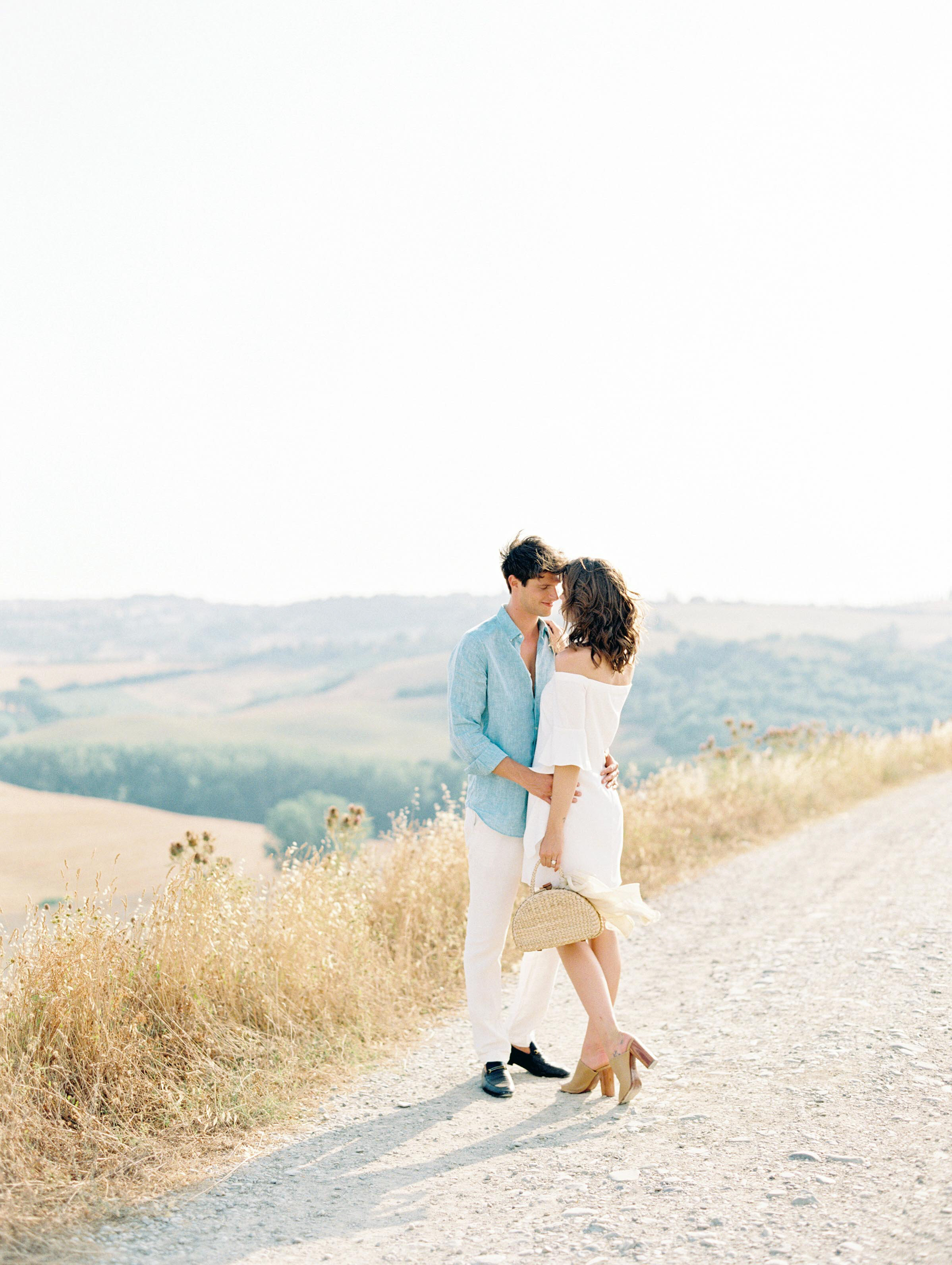 JennyQuicksallPhotography_TuscanyEngagementSession_-111.jpg