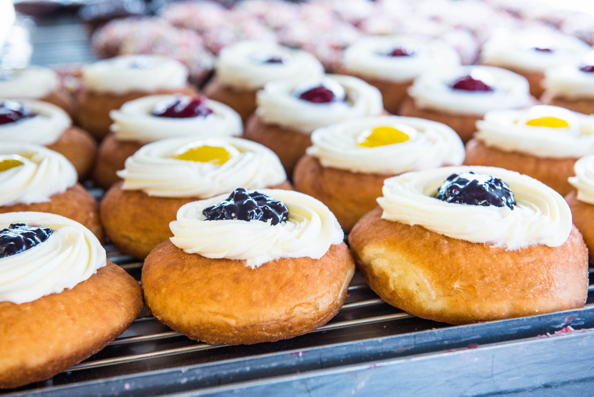 They have a wide variety of donuts aside from the famous fresh strawberry and peach fillings.
