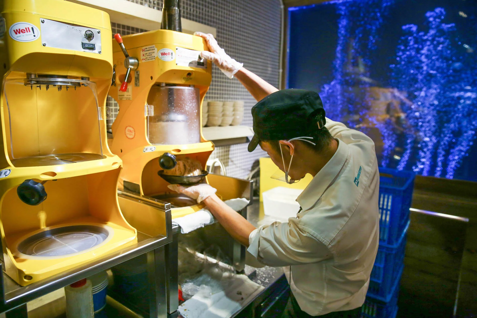 This is that very ice machine Frank helped develop to make his ice creations.