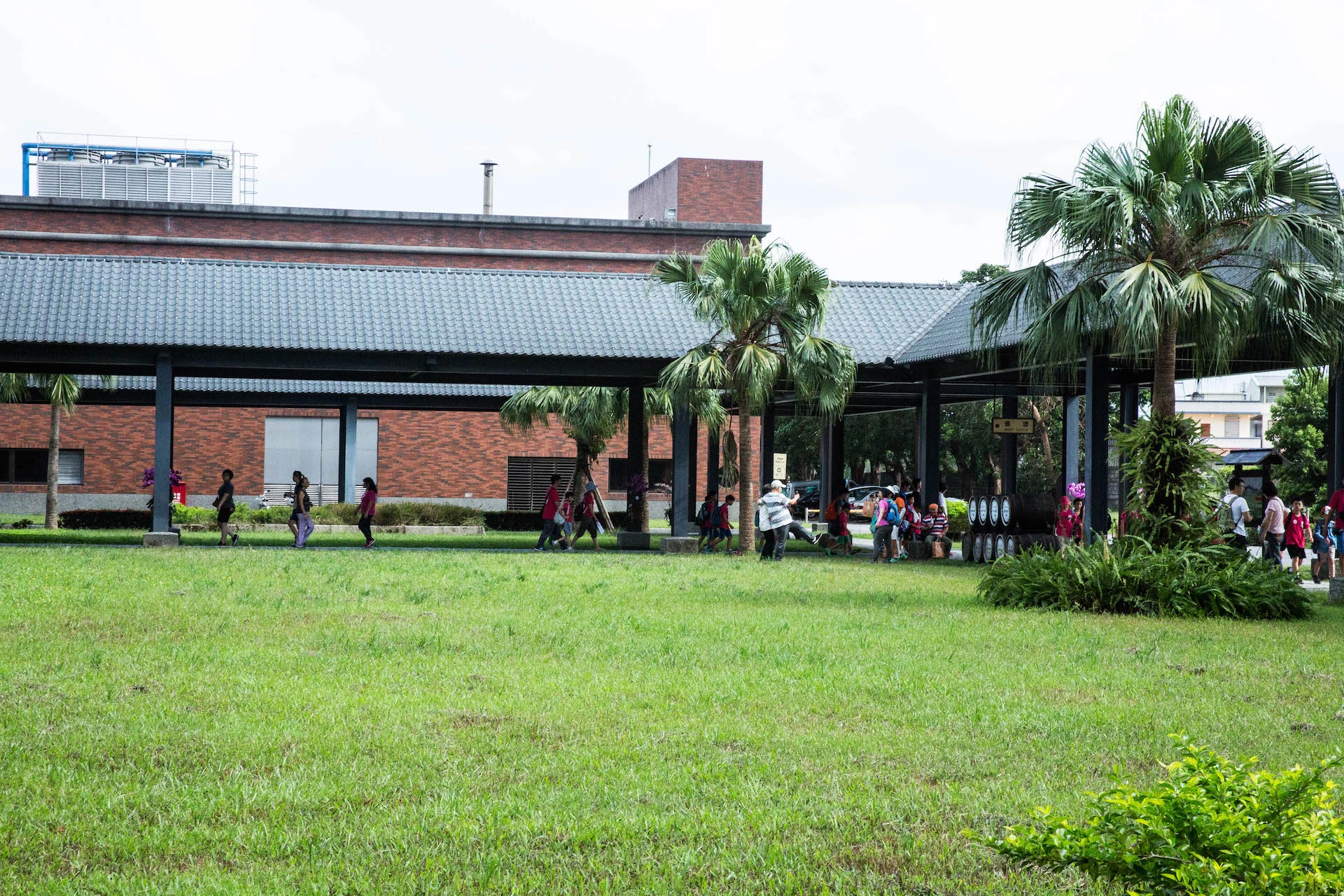 Many tour groups, elementery classes, and senior people take regular field trips to Kavalan.