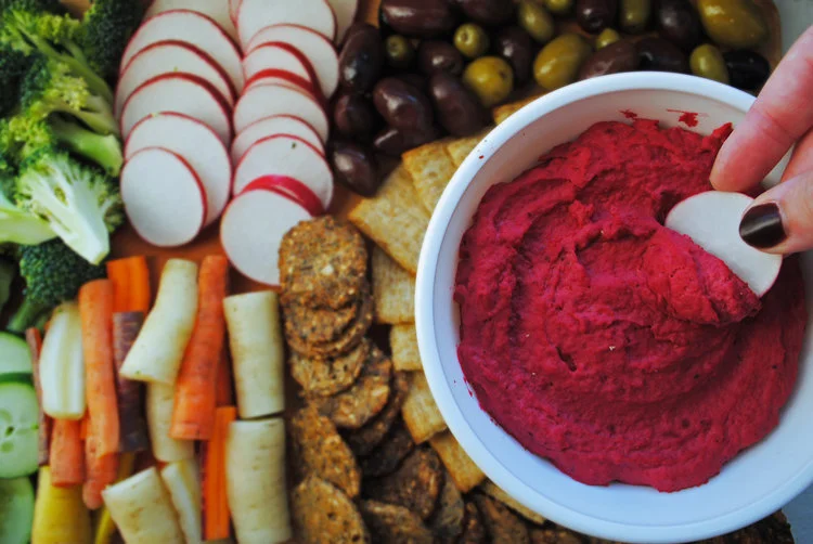 BEET HUMMUS + CRUDITÉ BOARD
