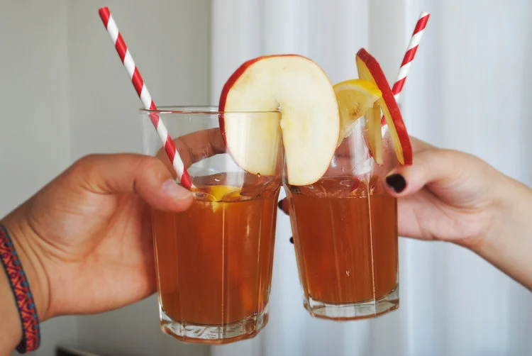 APPLE BRANDY SPIKED CIDER