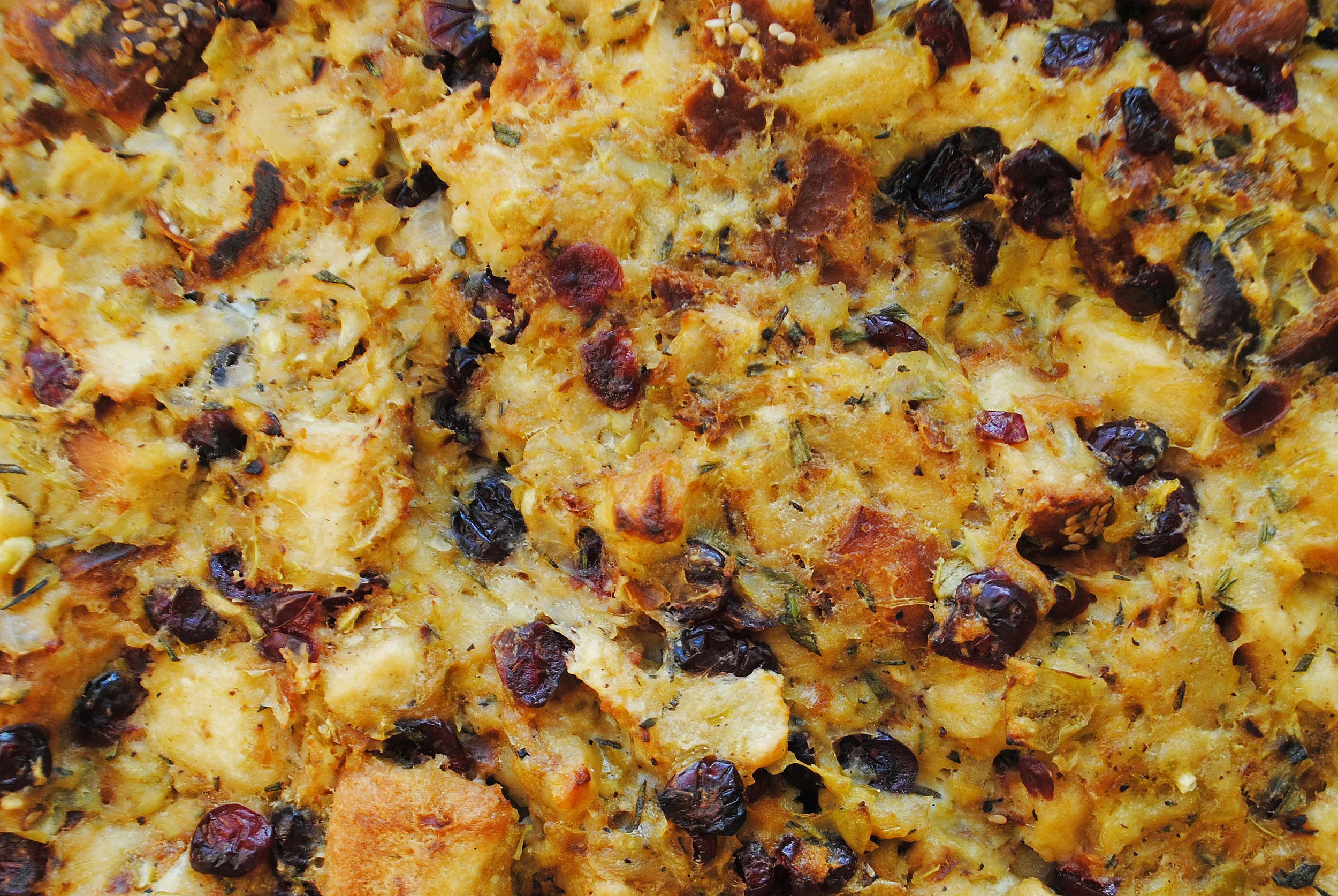 CHALLAH STUFFING WITH APPLES, SHALLOTS + CRANBERRIES