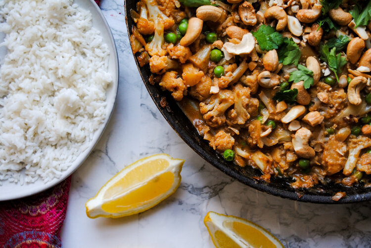 Cauliflower Coconut Curry with Cashews &amp; Peas