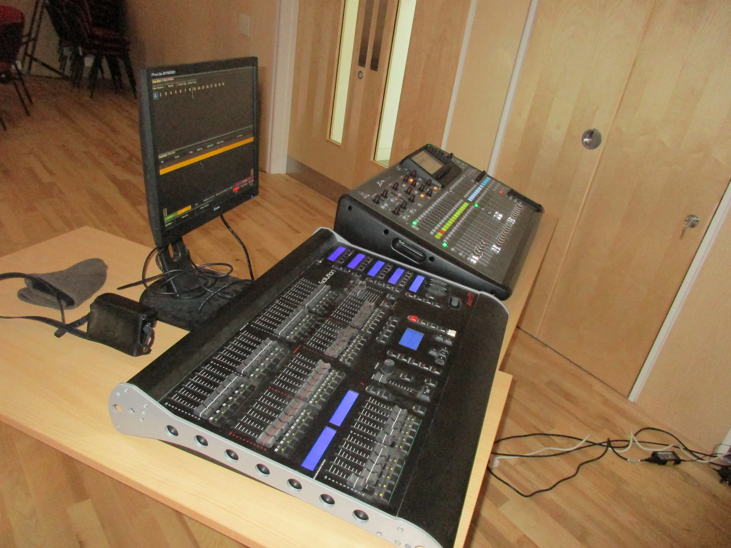State of the art sound system. 