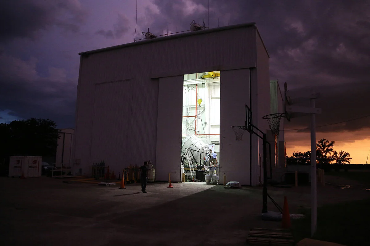 Flight of the SPIDER: An Antarctic balloon to study the cosmos' birth: Observing the beginning of the universe from the end of the Earth