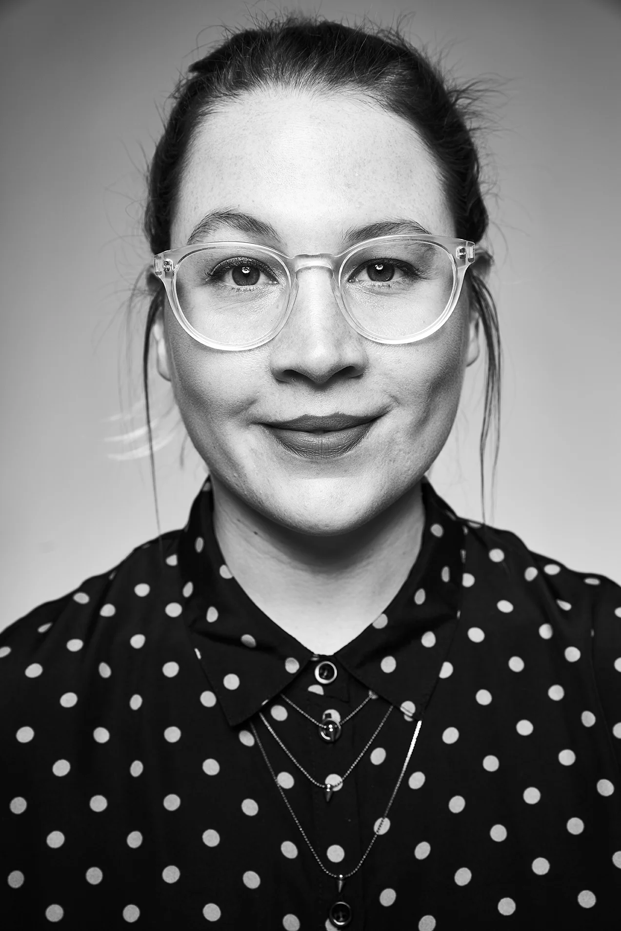180426_HollyWallace_Headshots_004.jpg