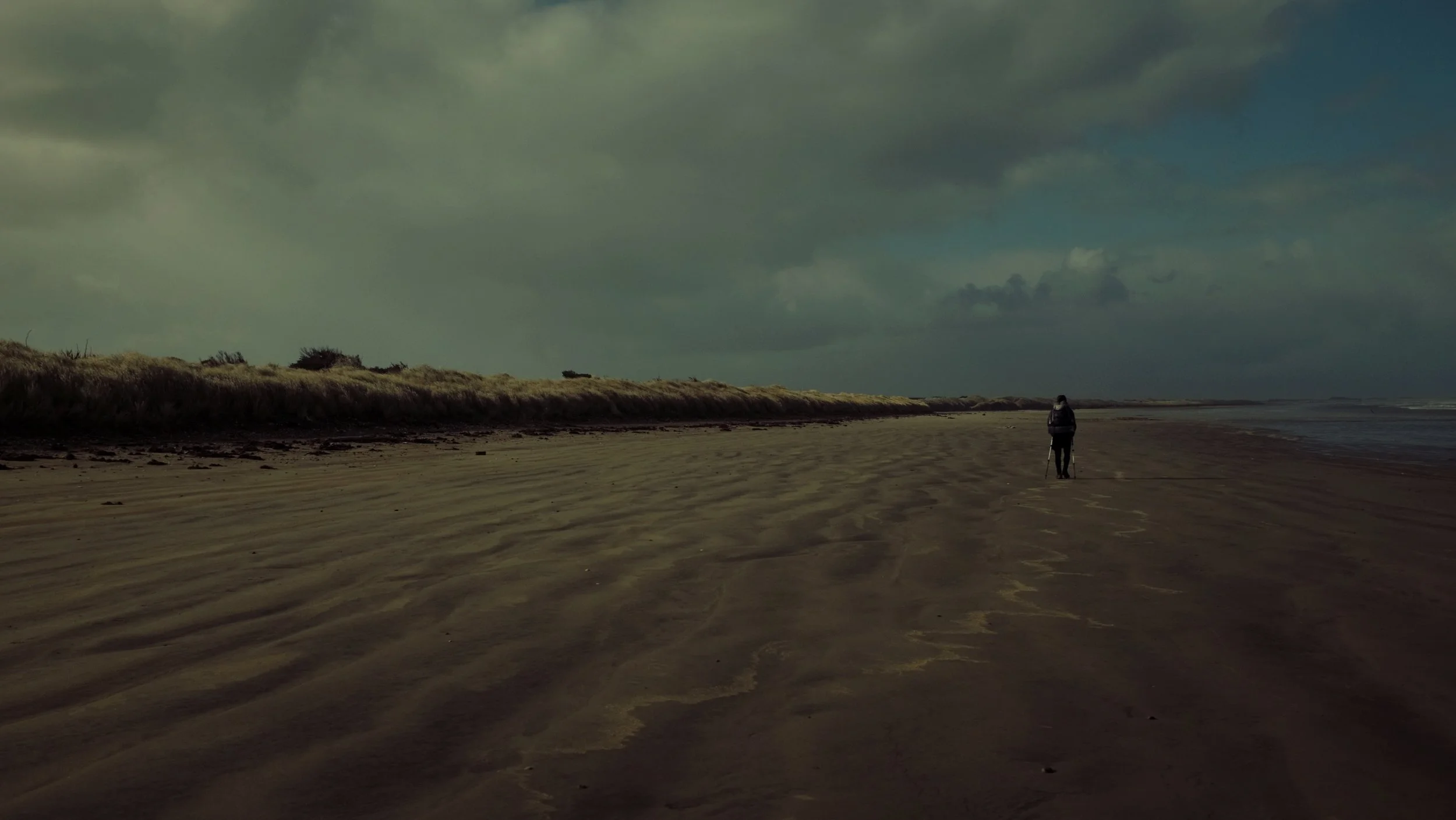 One last never-ending beach.