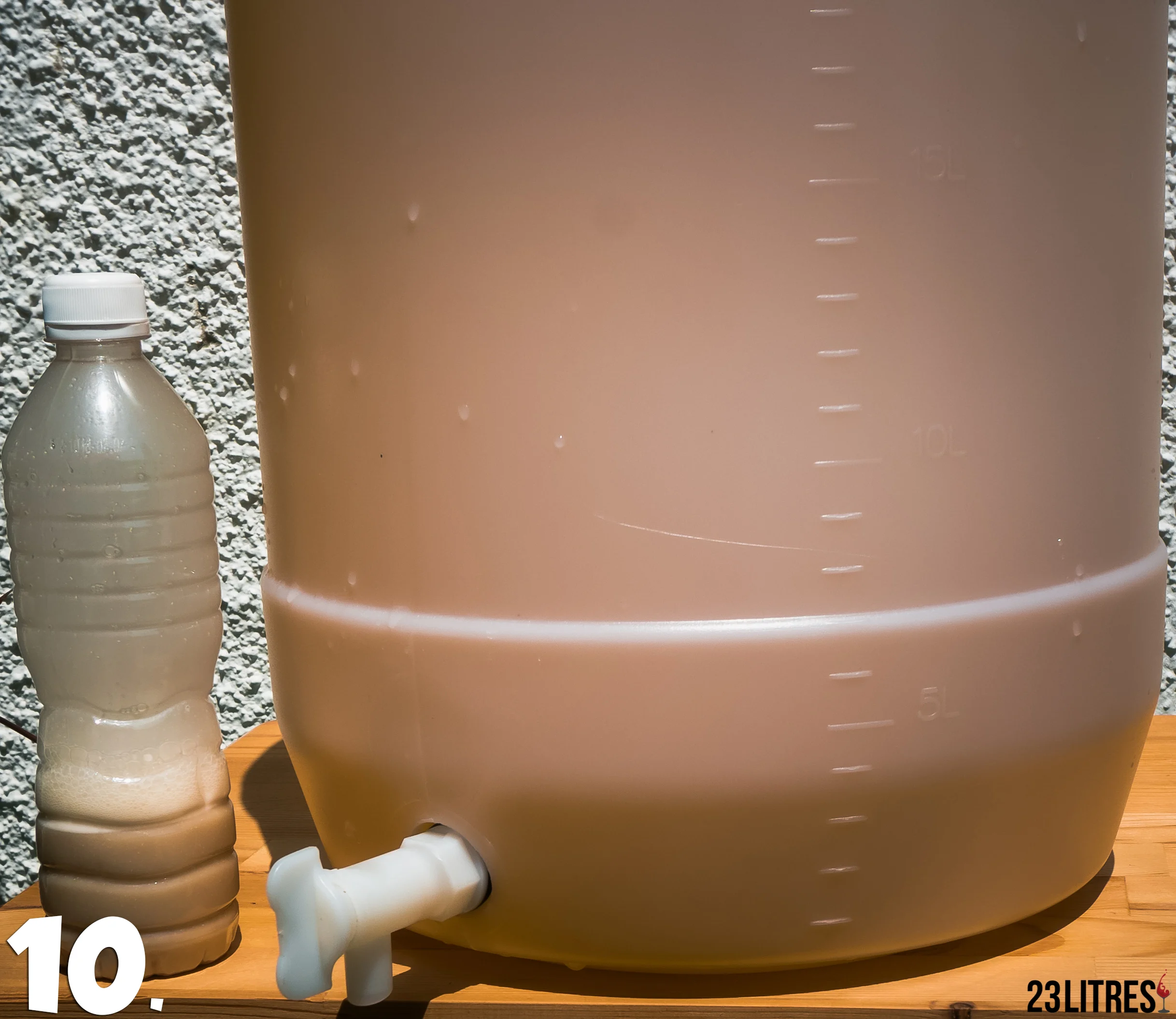 Pour sachet "E30" and "E" into plastic bottle. Let it stand for 20 min, in the meantime cover the fermenter in case anything were to drop inside.